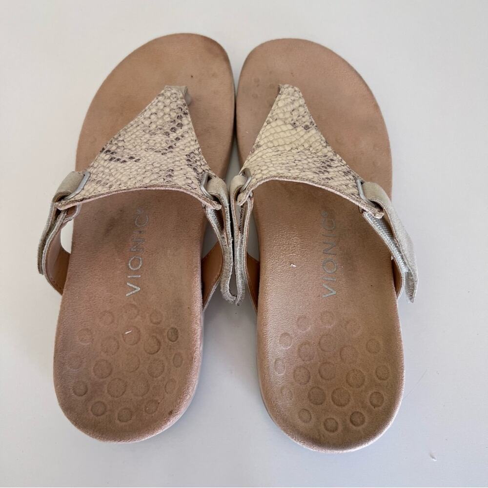 Vionic Wanda‎ Sandals - Picture 2 of 6